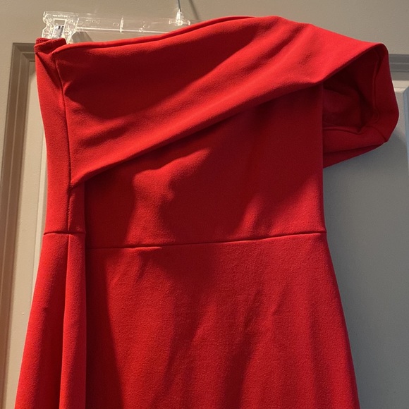 Red one shoulder maxi dress - Picture 2 of 7